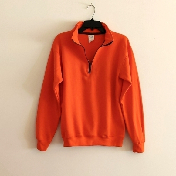 Gildan Tops - Gildan 18800 Heavy Blend Half Zip Cadet Collar Sweatshirt Sz S